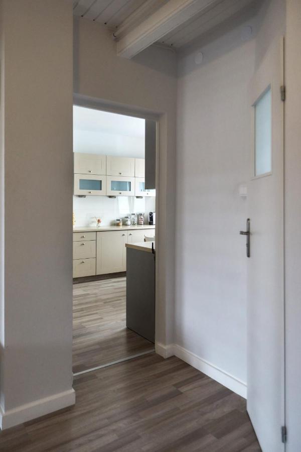 Апартаменты Apartament Livia Dwupoziomowy , Klimatyzacja , Wi-Fi Свиноуйсьце Экстерьер фото